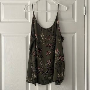 🛍️ 2/$20 Floral Camisole